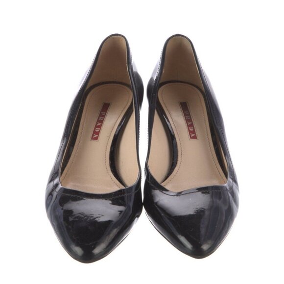 Prada authentic Black Patent Leather Pointed Toe Low Stiletto Heels 7 Italy - Picture 3 of 9